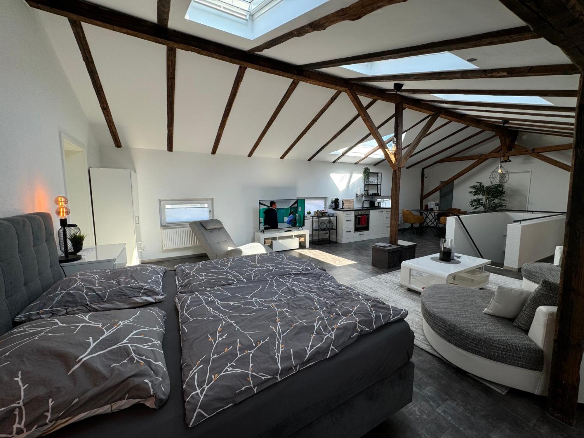 Apartamento Gleis 13 - The Loft Im Ehemaligen Lokschuppen Bückeburg Exterior foto